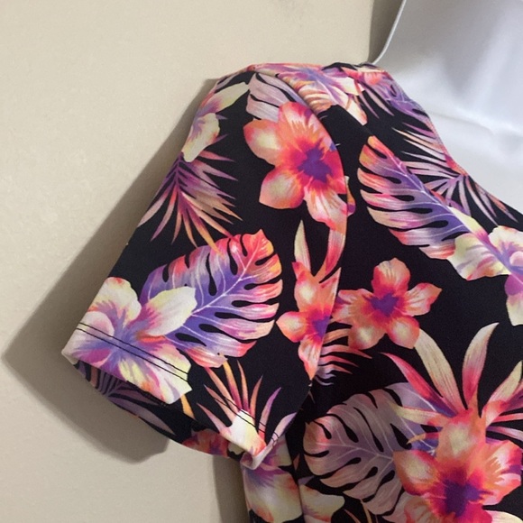 Victoria’s Secret Pink wrap top Blouse Black women M Hawaiian beach vacation - Picture 4 of 8